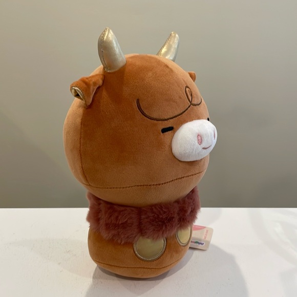 NWT 8” Mewaii Highland Cow Squishy Plush - Picture 2 of 3